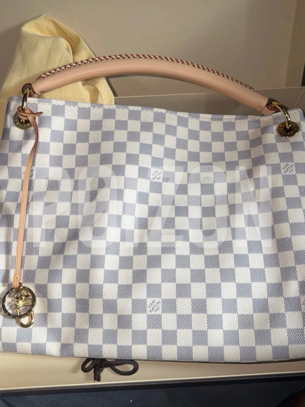 Louis Vuitton Damier Azur Artsy MM Tote Bag